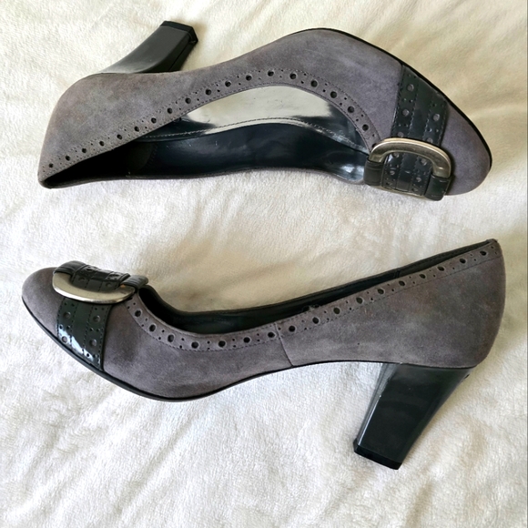 Gray Suede Buckle Pumps size 10 - Picture 3 of 14